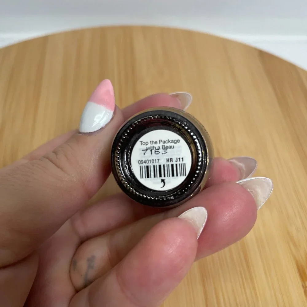 OPI Nail Polish Lacquer Top the Package with a Beau HRJ11 Black Gold Glitter
